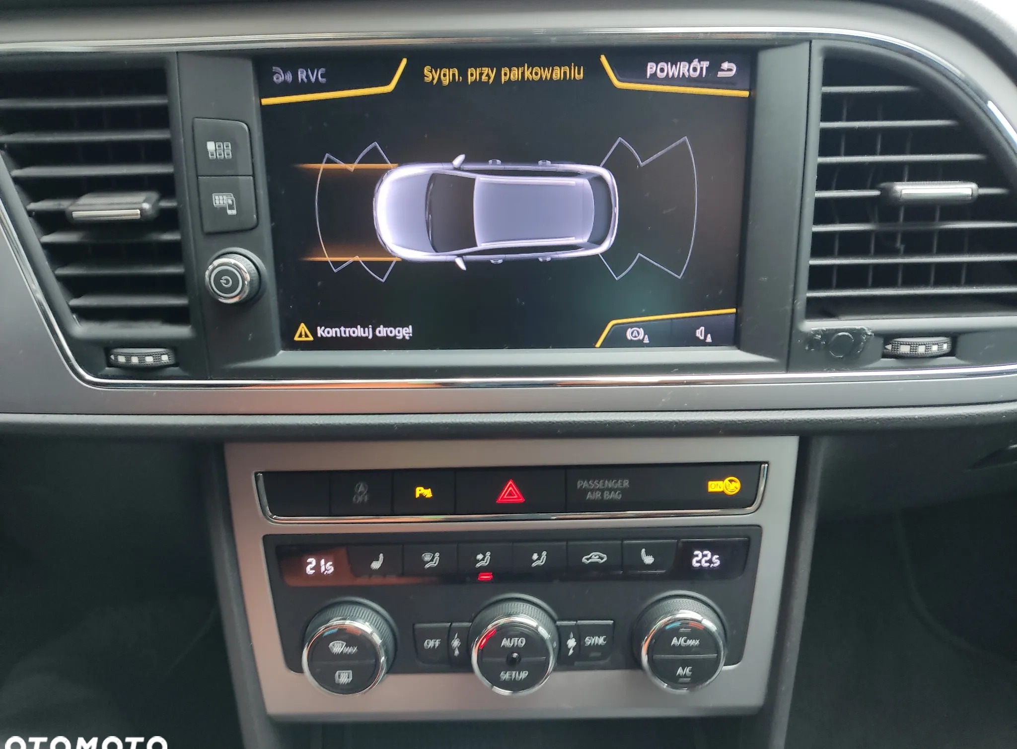 Seat Leon cena 69900 przebieg: 72000, rok produkcji 2018 z Warszawa małe 154